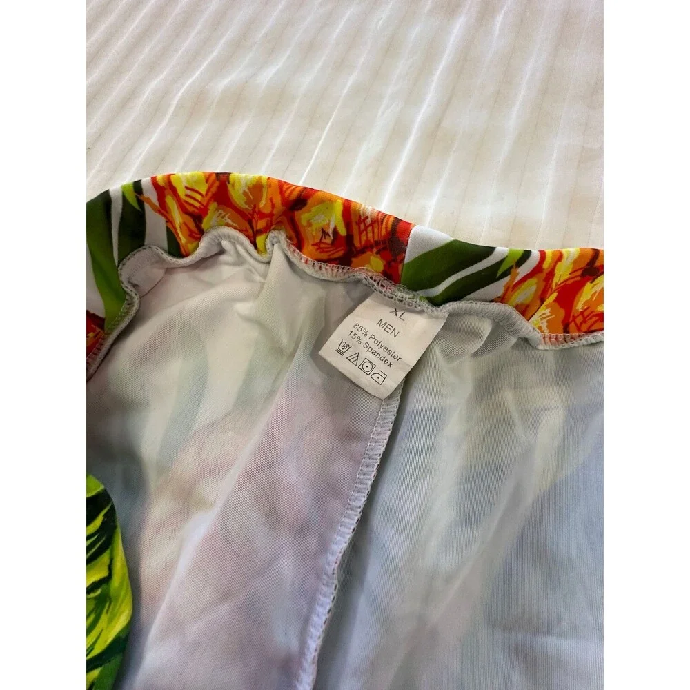 MENS SWIM PULL ON PINEAPPLE SHORTS SIZE XL